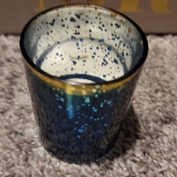 12 Glass Tealight holder with candles+ free gift! - Picture 3 of 5